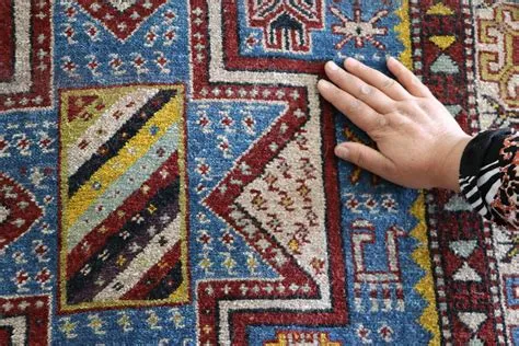  The Turkish Carpet: A Celebration of Woven Tradition and Artistic Brilliance!